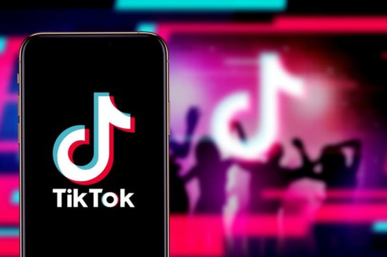 tik tok logo